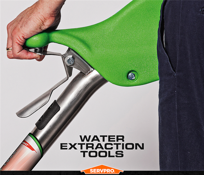 Water extraction tool